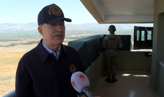 Bakan Akar: "Kendine güvenen varsa yasa dışı geçişi denesin"