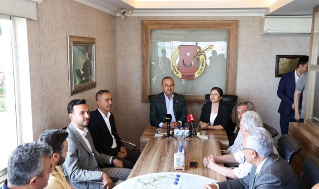 Bakan Çavuşoğlu: "İstanbul, Ankara ve Antalya'yı da alacağız"