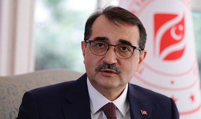 Bakan Dönmez’den depremzedelere hakaret edenlere tepki