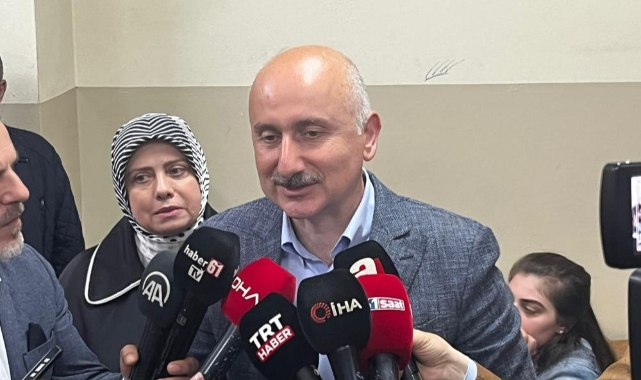 Bakan Karasmailoğlu, Trabzon'da oyunu kullandı