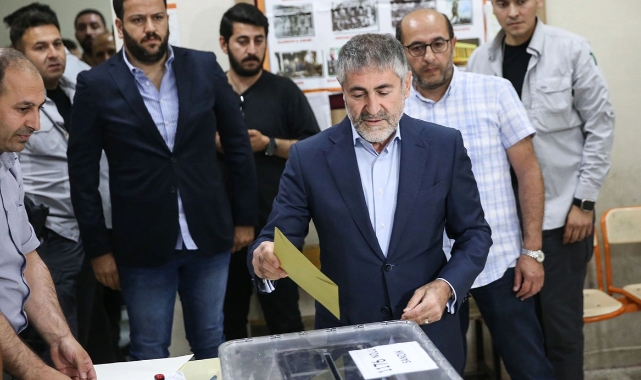 Bakan Nebati'nin sandığından süpriz çıkmadı