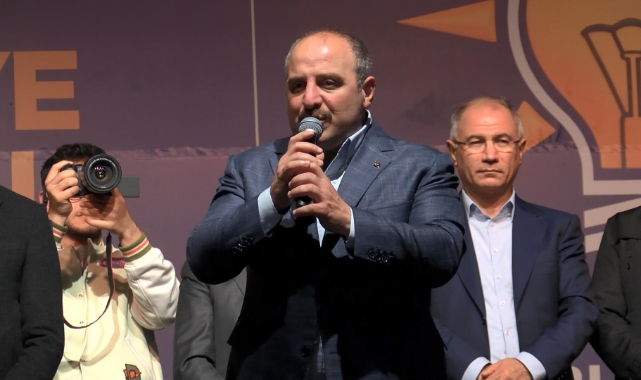 Bakan Varank: "Türkiye sevdasının arkasında duruyor"