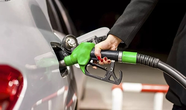 Benzine büyük zam yolda!