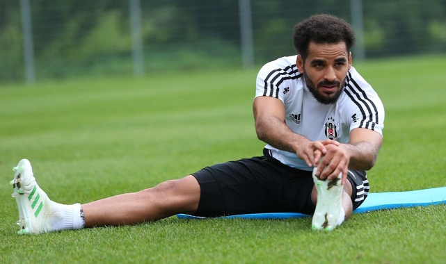 Beşiktaşlı eski futbolcu tutuklandı