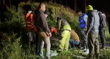 Beykoz'da kuyuya düşen vatandaş ve kedi kurtarıldı