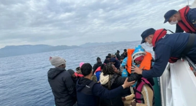 Bodrum'da 30 kaçak göçmen kurtarıldı