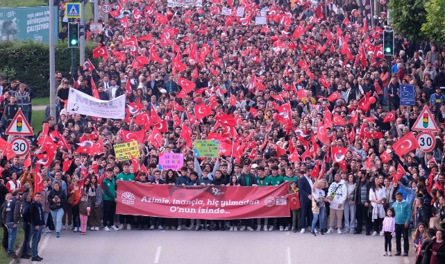 Bursa'da binlerce kişi 'İkinci Yüzyıl’a yürüdü