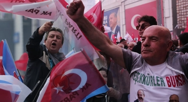 Bursa'da Erdoğan'ın zaferi coşkuyla kutlandı