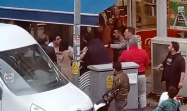 Bursa'da gençlerin kavgası kamerada
