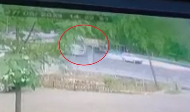 Bursa'da TIR, hafif ticari araca çarptı: 6 yaralı