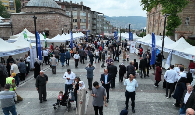 Bursa'da Türk mutfağı, tarihi meydana taşındı