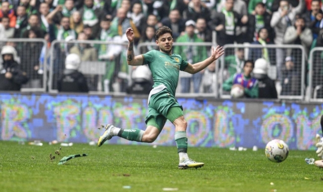 Bursaspor’da gol krallığı yarışı kızıştı