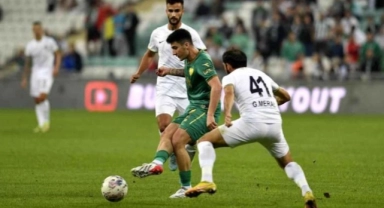 Bursaspor'un kader maçında ilk yarı bitti