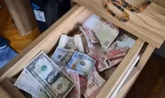 'Büyü yapma' ilanıyla 235 kişiyi dolandırdılar