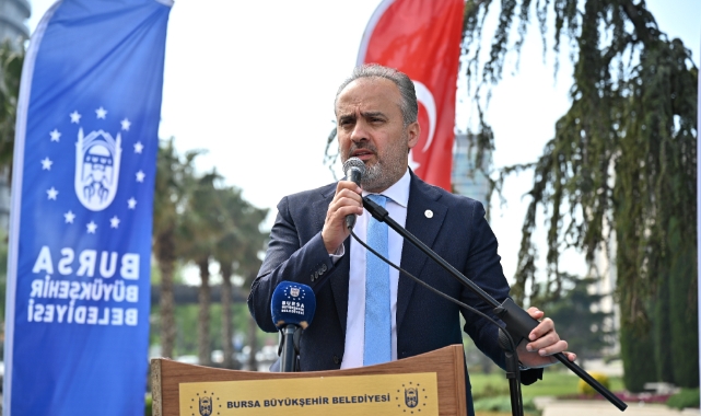 Büyükşehir işçileri bayram yaptı