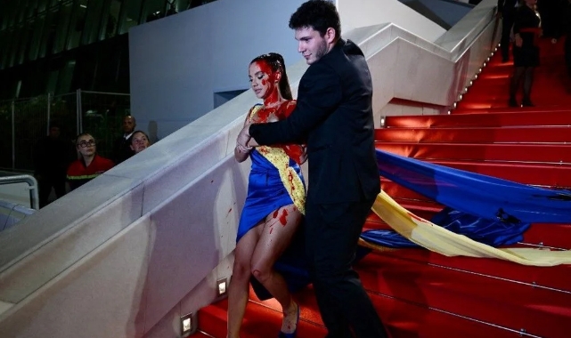 Cannes'da kanlı Ukrayna protestosu