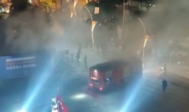 Cengiz Kurtoğlu konserinde yangın çıktı