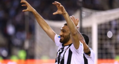 Cenk Tosun 3 yıl daha Beşiktaş'ta!