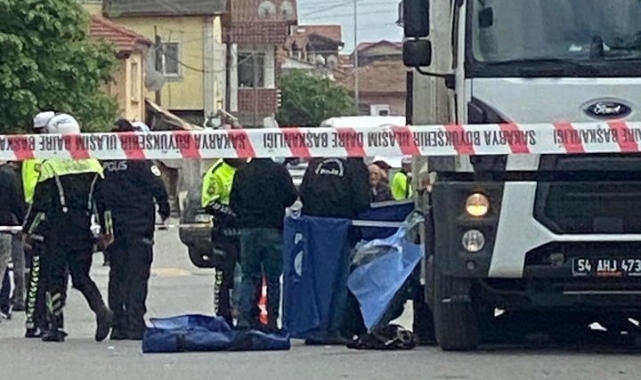 Çöp kamyonunun altında kalan adamdan acı haber!