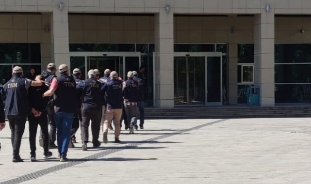 DEAŞ operasyonunda 3 tutuklama