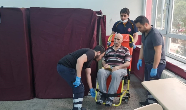 Demokrasi için engel tanımadılar