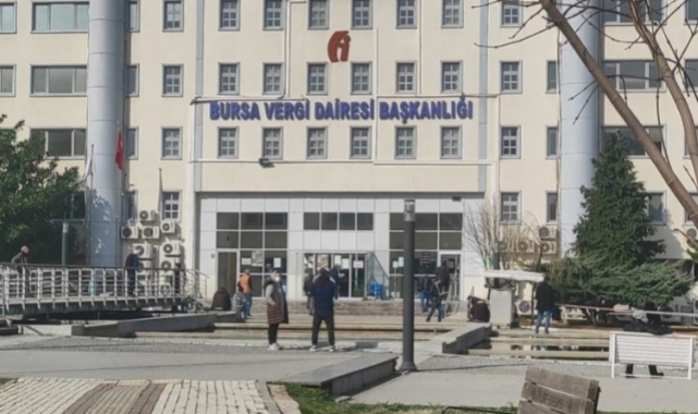 Deprem yardımları için flaş karar