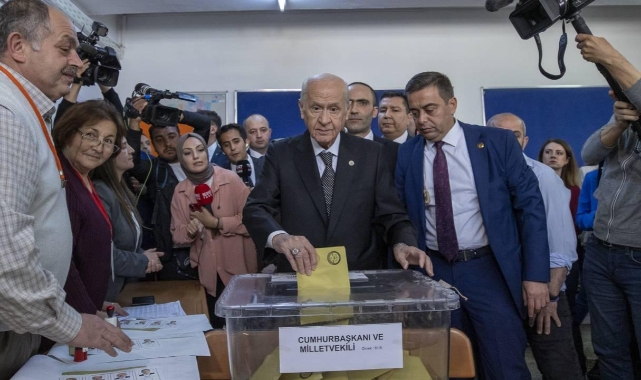Devlet Bahçeli oyunu kullandı