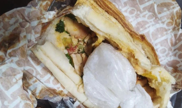 Ekmek arası tavuk dönerle uyuşturucu sevkiyatı