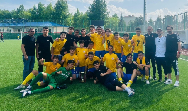 Elazığ U17 Ligi’nde Şampiyon İl Özel İdare