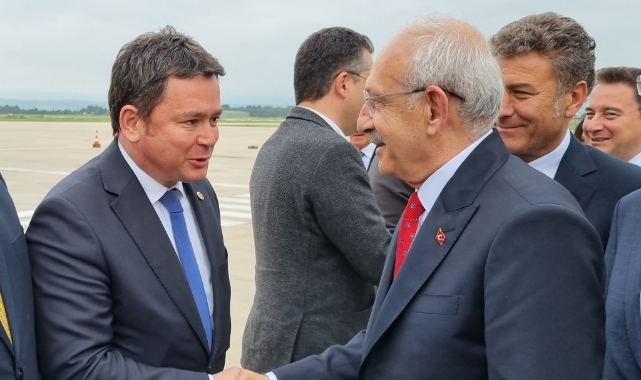 Erkan Aydın'ın Osmangazi Belediye Başkan adaylığını Kılıçdaroğlu duyurdu