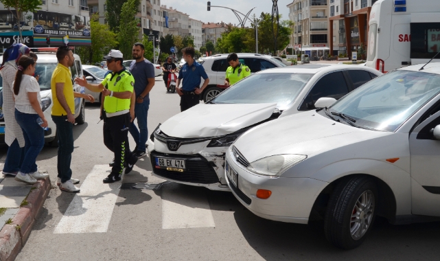 Eşi kaza yapan şahıs sinir krizi geçirdi