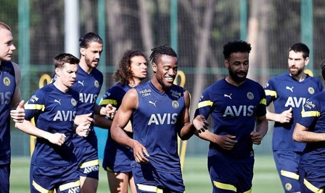 Fenerbahçe, Antalyaspor maçı hazırlıklarına devam etti