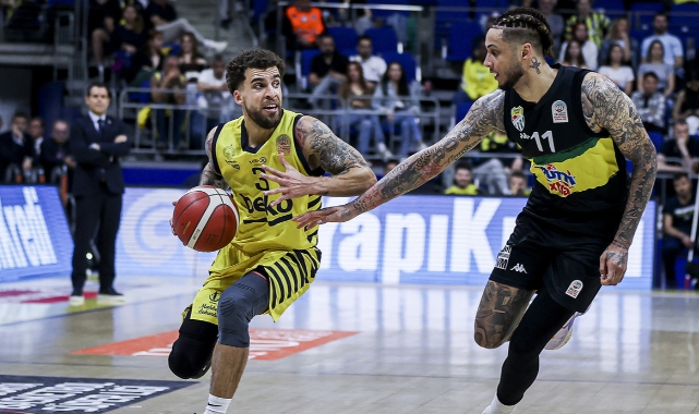 Fenerbahçe Beko sezonu galibiyetle tamamladı