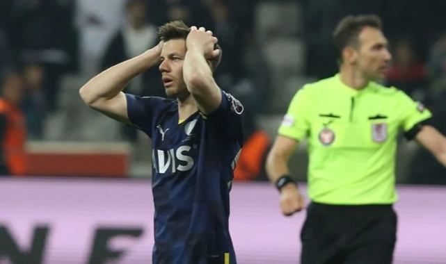 Fenerbahçe'de kriz!