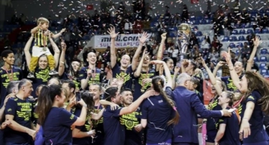 Fenerbahçe'nin gururu kadınlar!