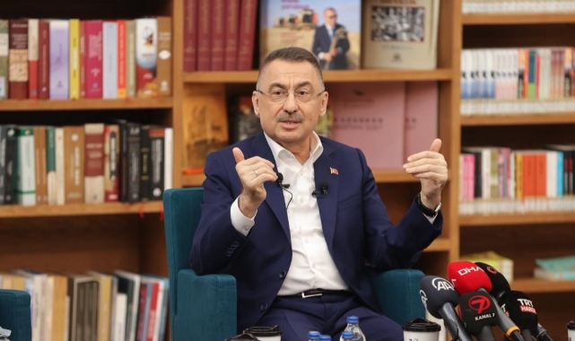 Fuat Oktay gençlerle bir araya geldi