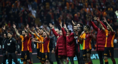 Galatasaray'a iki dünya yıldızı!