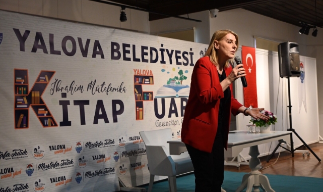 Gazeteci Türküsev Yalova’da okuyucularıyla buluştu