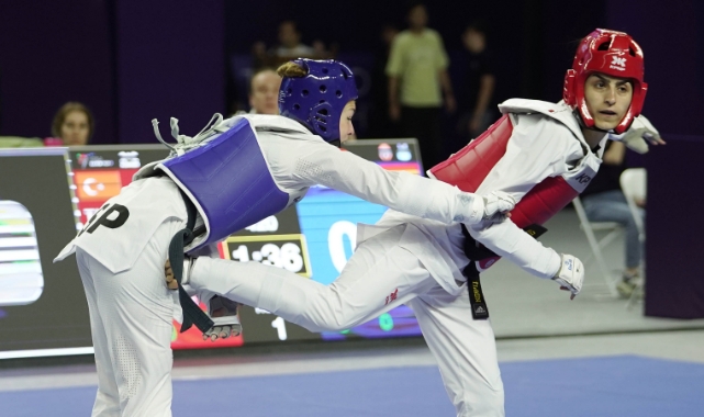 Hatice Kübra İlgün yarı finale yükseldi