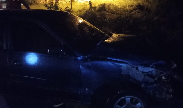 İki otomobil çarpıştı: 4 yaralı