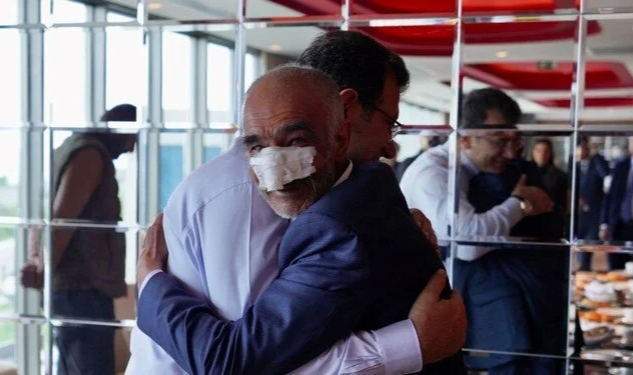 İmamoğlu, Erzurum'da yaralananlarla buluştu
