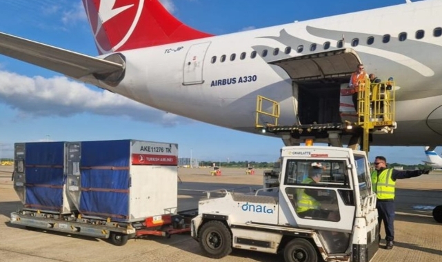 İngiltere'deki oy pusulaları Türkiye'ye gönderildi