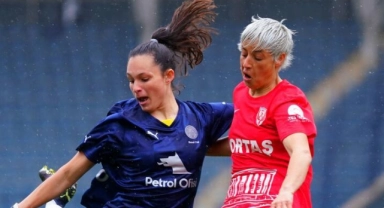 Kadınlar futbolunda final İzmir'de