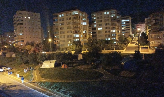 Kahramanmaraş'ta peş peşe iki deprem!