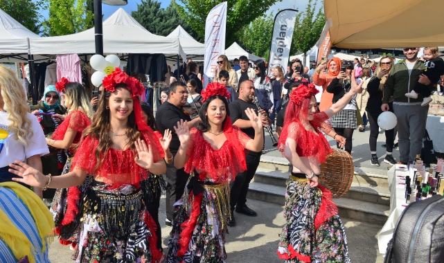 Karnaval tadında festival!