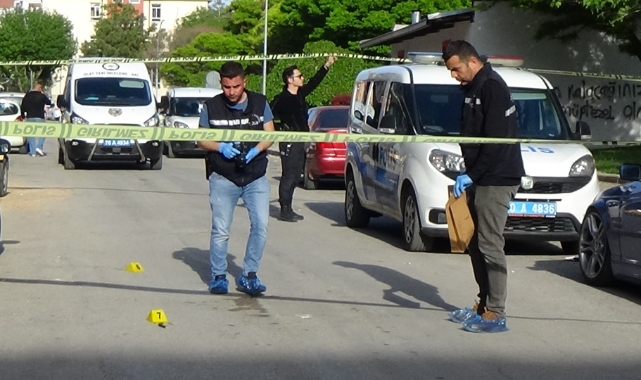 Kız meselesi yüzünden kavga çıktı! 1 ölü, 2 yaralı