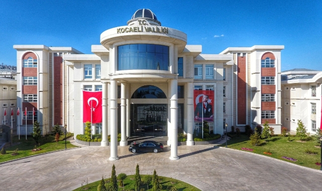 Kocaeli'de 11 düzensiz göçmen sınır dışı edildi