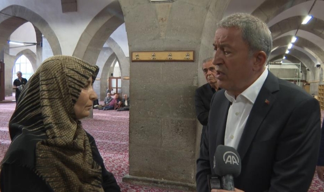 Malatyalı depremzede Bakan Akar'dan yardım istedi