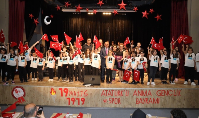 Manço şarkıları Körfez’de hayat buldu