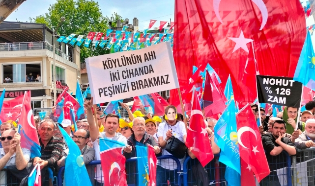 Meral Akşener Bursalılara sesleniyor (CANLI İZLE)